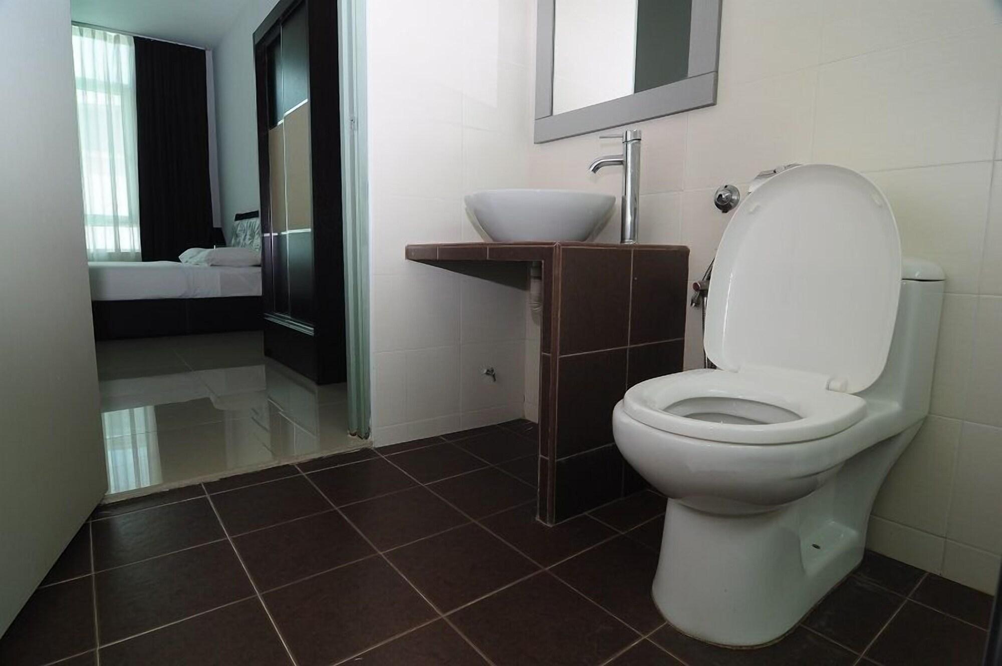 D'Embassy Service Residence Suite Куантан Экстерьер фото